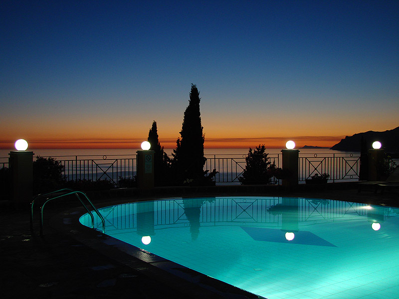 Dinas Paradise Corfu Apartments